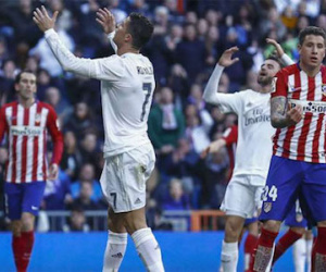 FIFA phạt Tây Ban Nha về tội buông lỏng quản lý với Real và Atletico