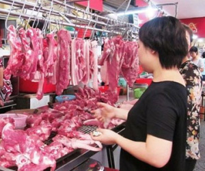 Người Sài Gòn sẽ dùng điện thoại soi chất lượng thịt heo