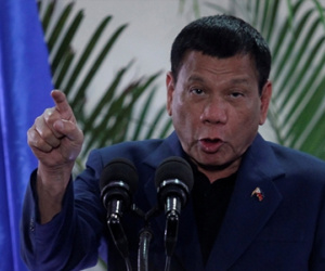 Tổng thống Philippines nói doanh nghiệp nước ngoài cứ "rời đi nếu sợ"