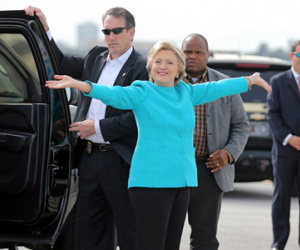 Bà Clinton mừng sinh nhật 69 tuổi