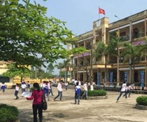 Thái Bình: Thầy giáo bị 3 thanh niên lạ mặt hành hung tại trường học