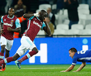 West Ham 2-1 Chelsea: Ngày tái xuất thảm họa của Terry