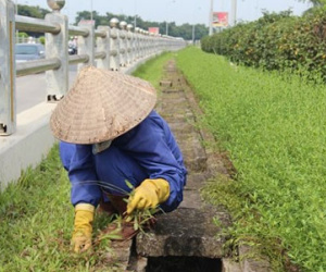 Cắt cỏ tốn 700 tỷ, chiếu sáng, thoát nước…tiêu hết bao nhiêu?