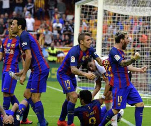 Chủ tịch La Liga bị kiện vì mỉa mai cầu thủ Barcelona