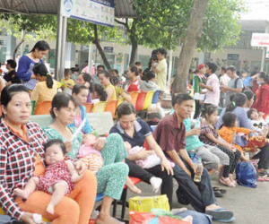 Giá khám bệnh dịch vụ không quá 200.000 đồng/lần