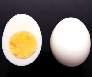 Sự khác biệt ít người biết giữa lòng đỏ và lòng trắng trứng