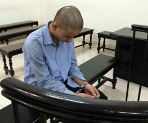 Đào tẩu hy hữu sau khi bị công an tóm