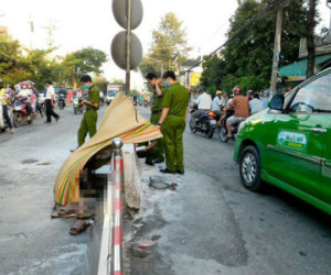 Tiền Giang: Người đàn ông nghi tự thiêu giữa phố