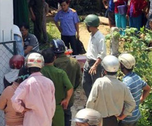 Anh giết em ruột rồi ôm dao ngủ cạnh hiện trường