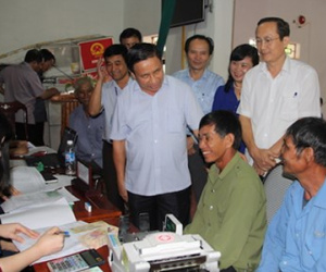 Hà Tĩnh bắt đầu chi trả tiền đền bù sự cố môi trường biển