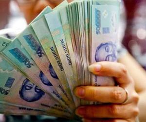 140 triệu đồng một tờ giấy phép thành lập ngân hàng