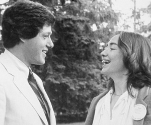 Quyết định đoàn tụ với bạn trai thay đổi cuộc đời Hillary Clinton