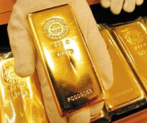 Tiếp viên buôn lậu vàng do hàng không Hàn Quốc tuyển dụng