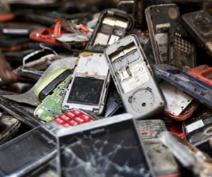 Vàng, bạc trong smartphone bị lãng phí như thế nào?