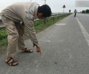 Vụ mẹ chở con đi xe SH bị chém tử vong: Gia đình xin đưa bé trai về chịu tang mẹ