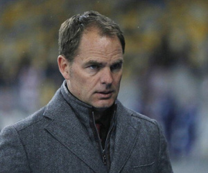 Inter sa thải HLV Frank de Boer