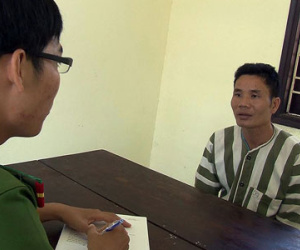 Vụ cứa cổ vợ: Công an thông tin tử vong, nhưng nạn nhân vẫn... sống