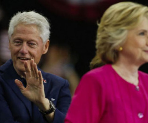 FBI bất ngờ công bố hồ sơ điều tra cựu Tổng thống Bill Clinton