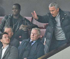 MU "bịt miệng" FA về án phạt của Mourinho