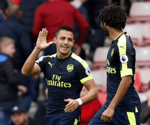 Alexis Sanchez bị cáo buộc trốn thuế, đối mặt án tù