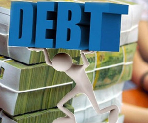 "Ôm" 10 tỷ USD, lo không xử lý nổi