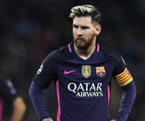 Hai lần gây gổ, Messi vẫn thoát án phạt từ UEFA
