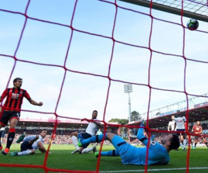 Những con số ấn tượng nhất vòng 10 Premier League