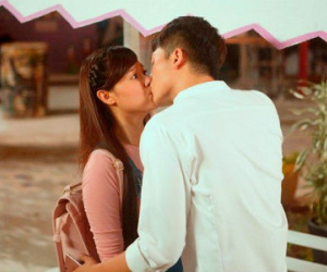 "4 năm, 2 chàng, 1 tình yêu": Phim học trò còn non tay