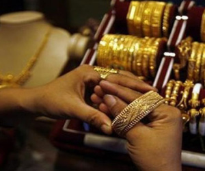 Giá vàng hôm nay 5/11: Tăng mạnh chờ Tổng thống Mỹ mới