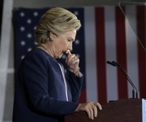 Quỹ Clinton thừa nhận "im lặng" nhận quà triệu USD từ Qatar