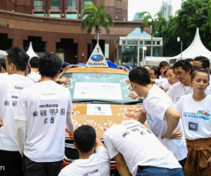 400 người đội mưa giành chiếc Subaru 1,3 tỷ đồng