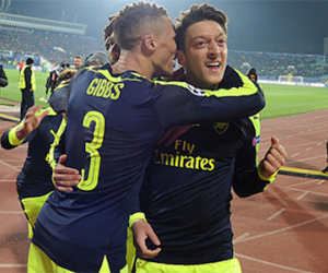 Arsenal - Tottenham: Emirates luận anh hùng