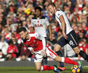 Bị Tottenham cầm chân, Arsenal bỏ lỡ cơ hội chiếm ngôi đầu