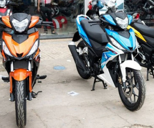 Honda Winner 150 màu mới về đại lý với giá 51 triệu Đồng, bao cả giấy tờ