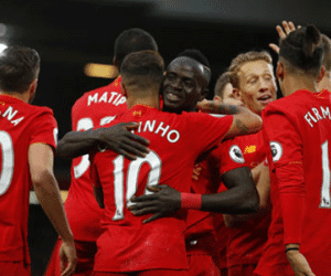 Liverpool lập kỷ lục về số lần dứt điểm trúng đích