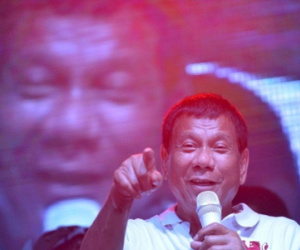 Lý do ông Duterte ngợi ca ông Putin là thần tượng