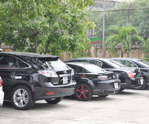 Những siêu xe nhập lậu bằng con đường... Việt kiều