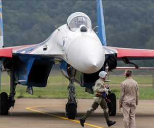 Su-27 Nga trục trặc khi bay biểu diễn tại triển lãm hàng không Trung Quốc