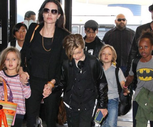 Angelina Jolie khẳng định giành được quyền nuôi con