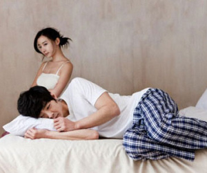 Lạ đời chồng lại ngại yêu... vợ