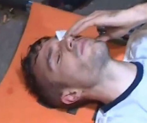 Van Persie lên tiếng về thông tin chấn thương mắt