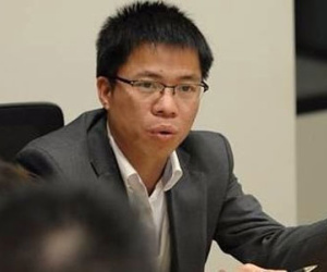 Bộ Giáo dục xác minh vụ "giáo sư nhảy lên bàn chửi bậy"