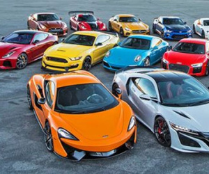 Cuộc đua của 12 xe thể thao hấp dẫn nhất năm
