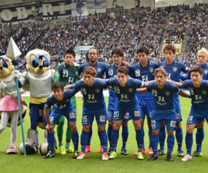 Avispa Fukuoka mang 18 cầu thủ sang đá giao hữu với đội tuyển Việt Nam