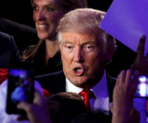 Tổng thống đắc cử Donald Trump sắp ra tòa