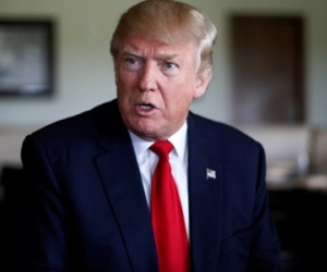 Luật sư của Donald Trump ra tòa điều trần