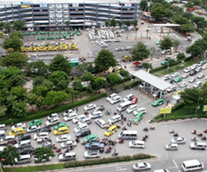 Cấm ôtô tải theo giờ quanh Sân bay Tân Sơn Nhất từ hôm nay