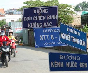 Cần một hội đồng tên đường có tầm cỡ hơn