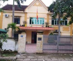 Điều giáo viên đi tiếp khách, Chủ tịch thị xã Hồng Lĩnh lên tiếng