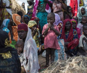 Ảnh Boko Haram bắt cóc nữ sinh và để trẻ em trước nguy cơ chết đói